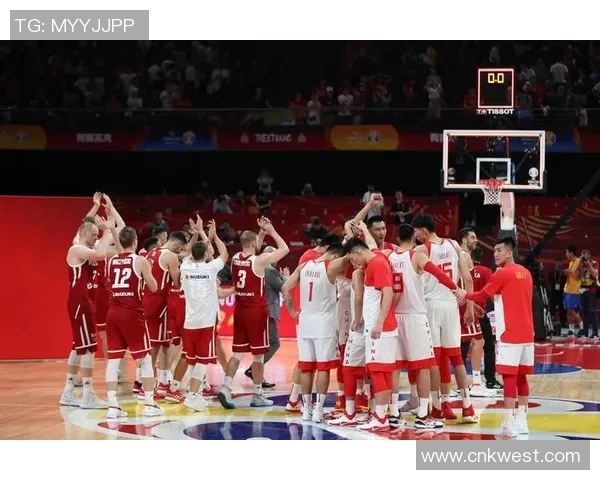 成都篮球队以62分领跑世界杯积分榜展现强劲实力